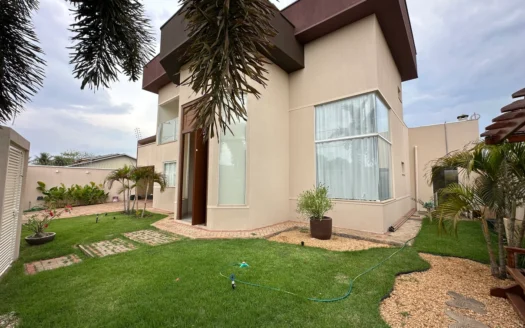 Sobrado com 4 Quartos