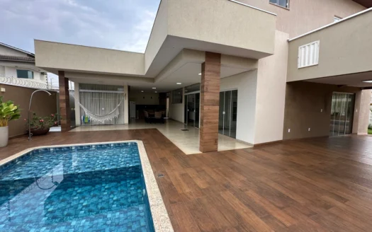 Sobrado com 4 Quartos