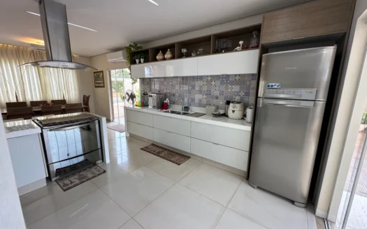 Sobrado com 4 Quartos