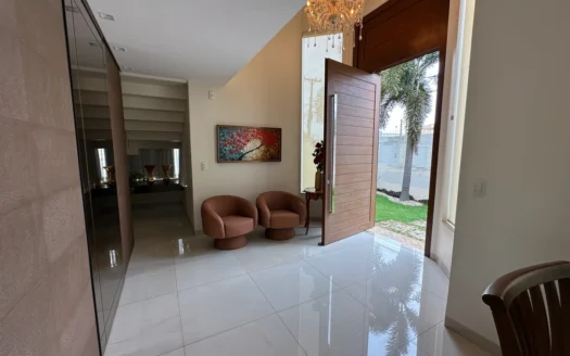 Sobrado com 4 Quartos