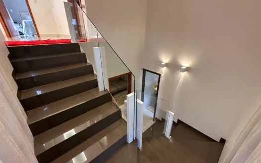 Sobrado com 4 Quartos