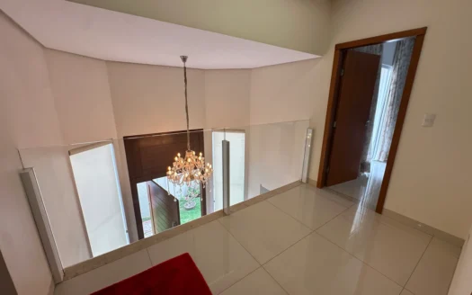 Sobrado com 4 Quartos