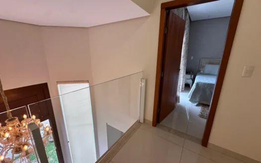 Sobrado com 4 Quartos