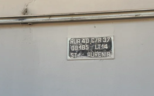 Sobrado 3 Quartos com Sala Comercial
