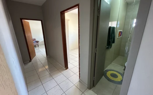 Sobrado 3 Quartos com Sala Comercial