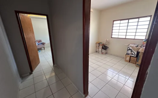 Sobrado 3 Quartos com Sala Comercial