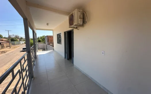 Sobrado 3 Quartos com Sala Comercial