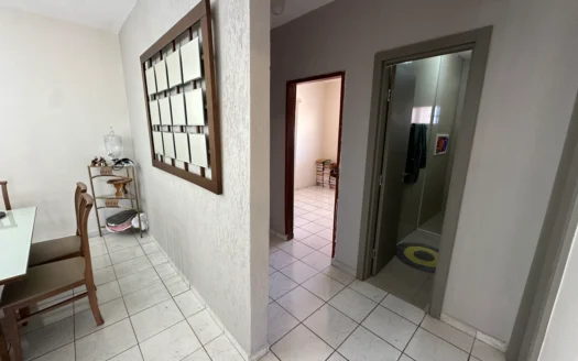 Sobrado 3 Quartos com Sala Comercial