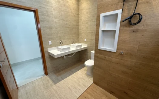 Casa de 3 Quartos 204 Norte