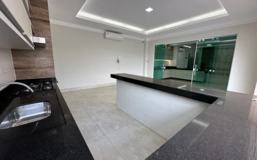 Casa de 3 Suítes na 304 Norte