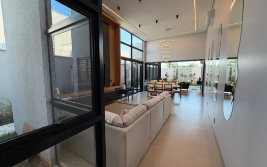 Casa com 3 Suítes Plenas