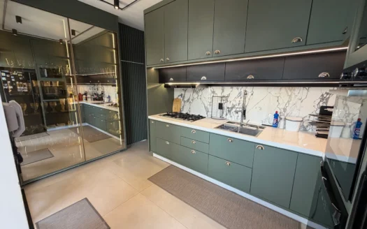 Casa com 3 Suítes Plenas