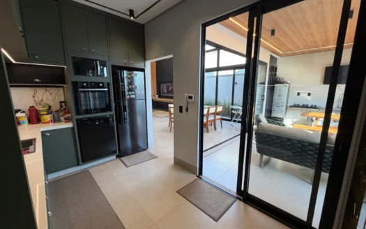 Casa com 3 Suítes Plenas