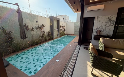 Casa com 3 Suítes Plenas