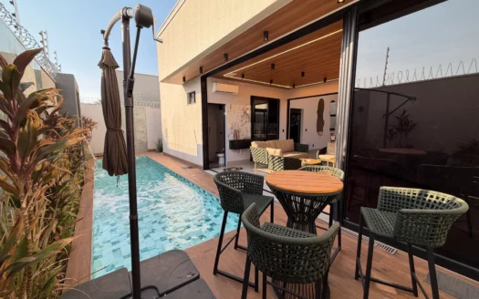 Casa com 3 Suítes Plenas