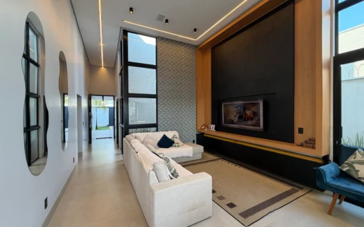 Casa com 3 Suítes Plenas