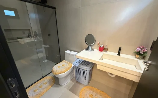 Casa com 3 Suítes Plenas