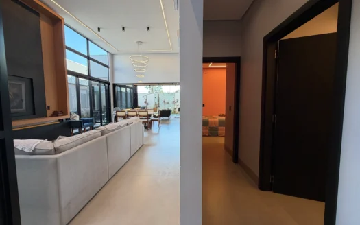 Casa com 3 Suítes Plenas