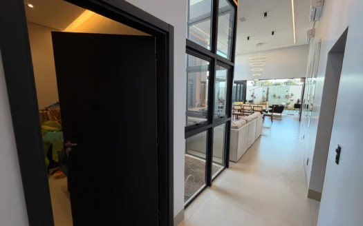 Casa com 3 Suítes Plenas