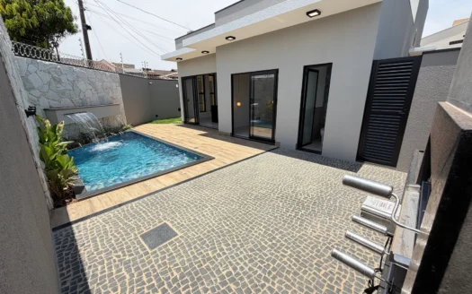 Casa com 3 Suítes Plenas