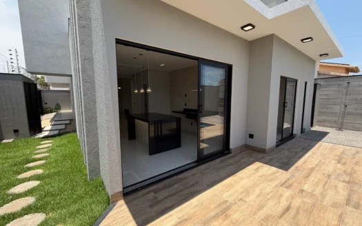 Casa com 3 Suítes Plenas