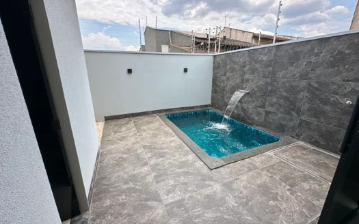 Casa com 3 Suítes Plenas