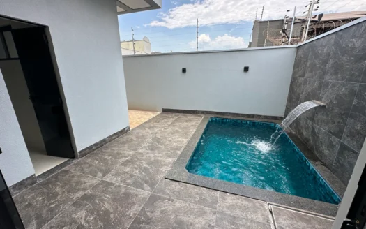 Casa com 3 Suítes Plenas