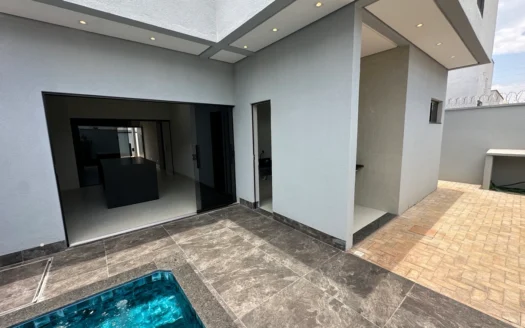 Casa com 3 Suítes Plenas