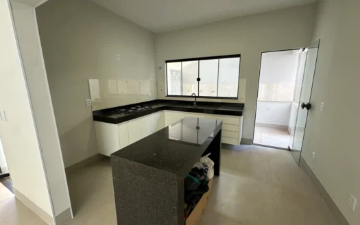 Casa com 3 Quartos 706 Sul