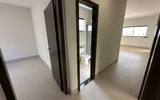 Casa com 3 Quartos 706 Sul