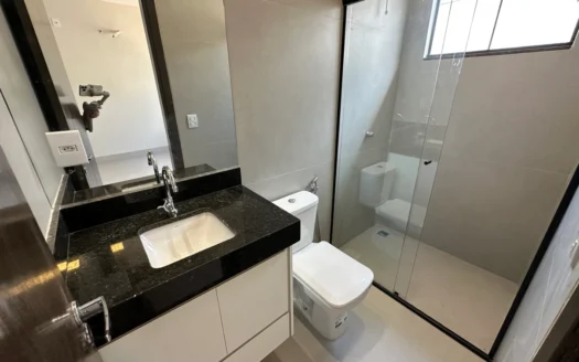 Casa com 3 Quartos 706 Sul