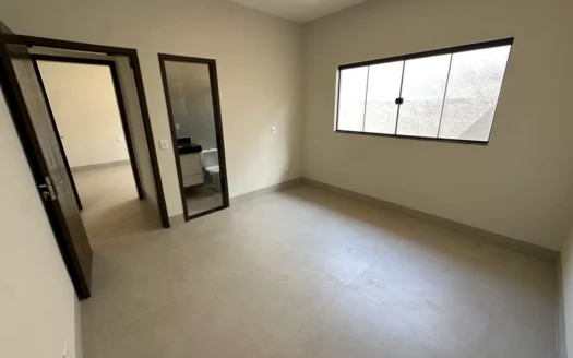 Casa com 3 Quartos 706 Sul