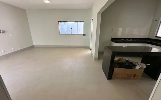 Casa com 3 Quartos 706 Sul