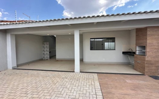 Casa com 3 Quartos 706 Sul