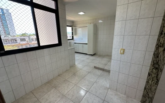 Apartamento com 4 Suítes