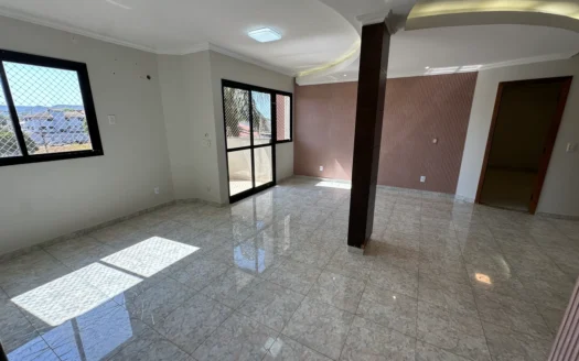 Apartamento com 4 Suítes