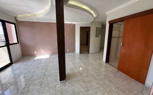 Apartamento com 4 Suítes