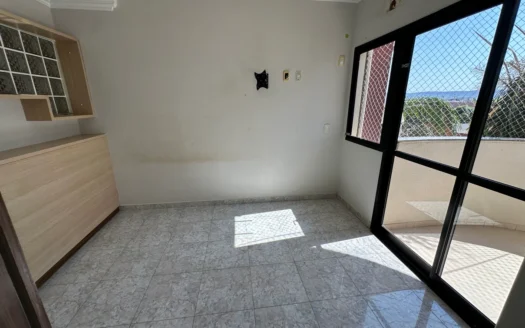 Apartamento com 4 Suítes