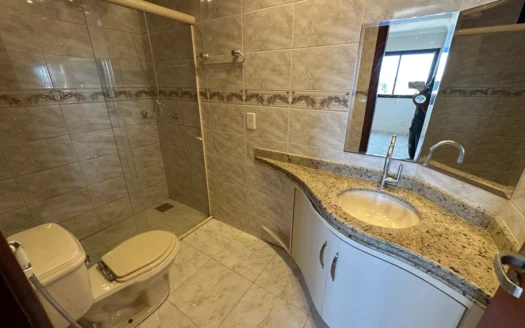 Apartamento com 4 Suítes