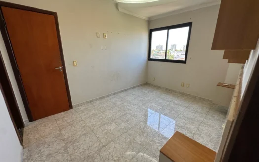 Apartamento com 4 Suítes
