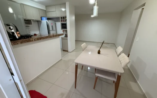 Apartamento com 3 Quartos