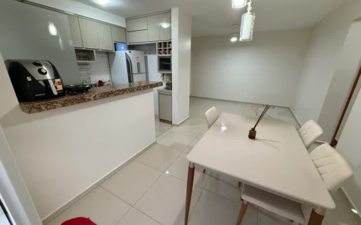 Apartamento com 3 Quartos