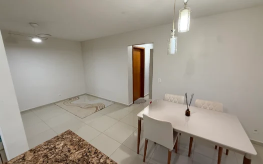 Apartamento com 3 Quartos