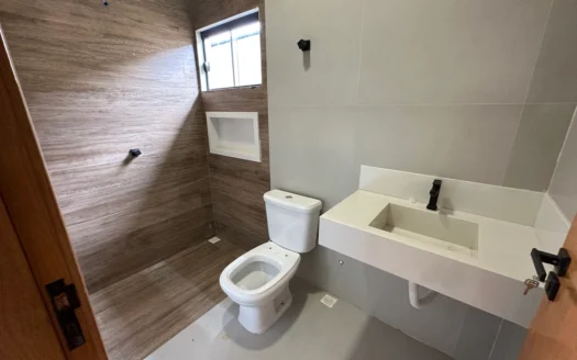 Sobrado de 4 Quartos 1503 Sul