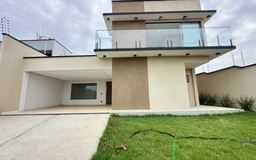 Sobrado de 4 Quartos 1503 Sul