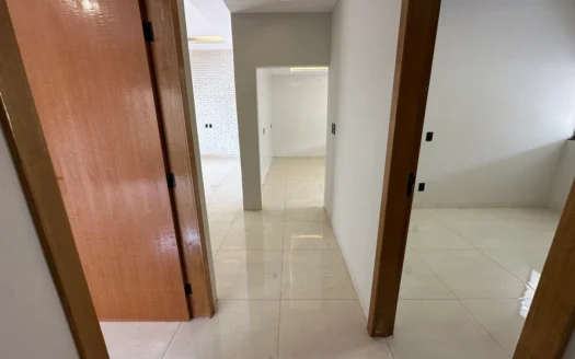 Sobrado de 4 Quartos 1503 Sul