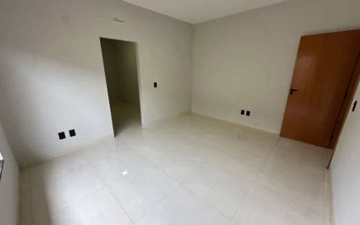 Sobrado de 4 Quartos 1503 Sul