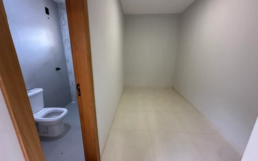 Sobrado de 4 Quartos 1503 Sul