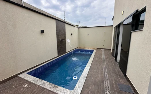 Sobrado de 4 Quartos 1503 Sul