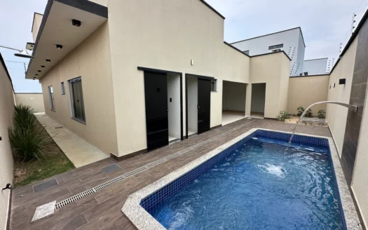 Sobrado de 4 Quartos 1503 Sul